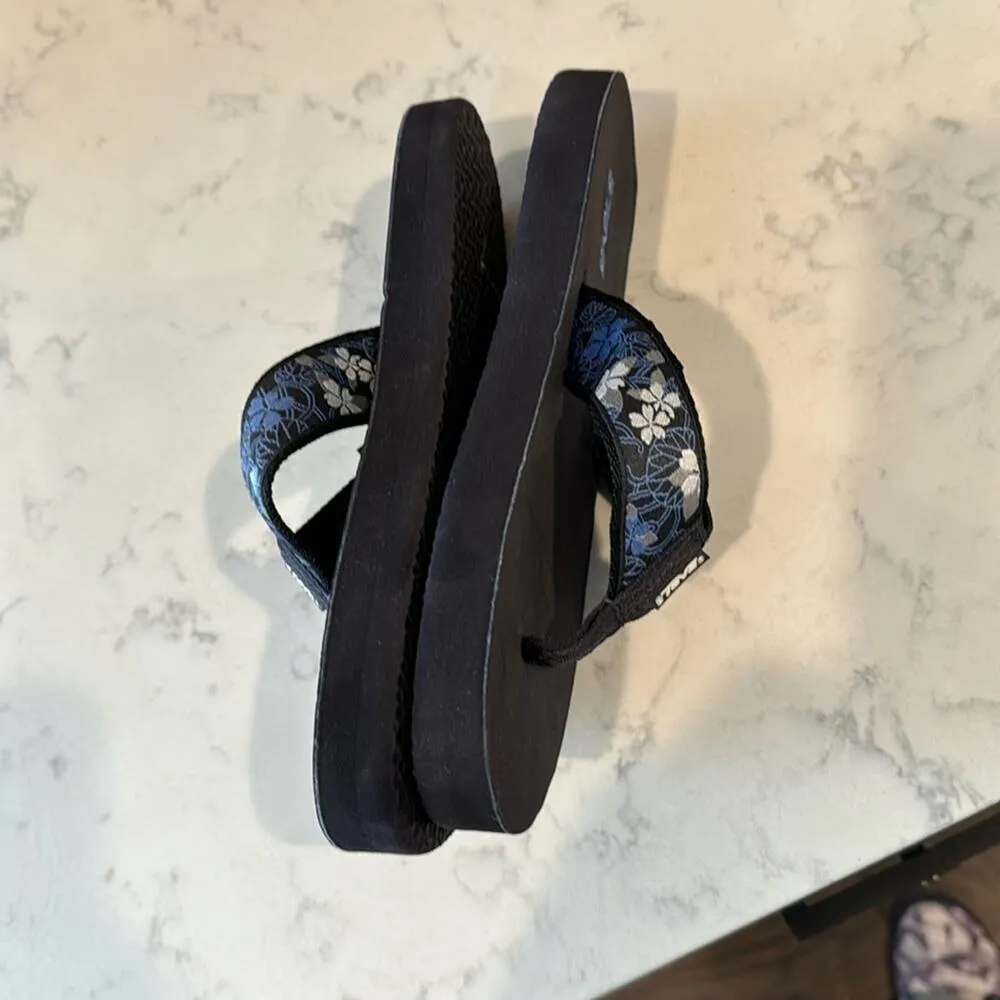 Teva Mush Mandalyn Sandal Black Blue Floral Comfort FlipFlop thick sole size 7 - Image 6