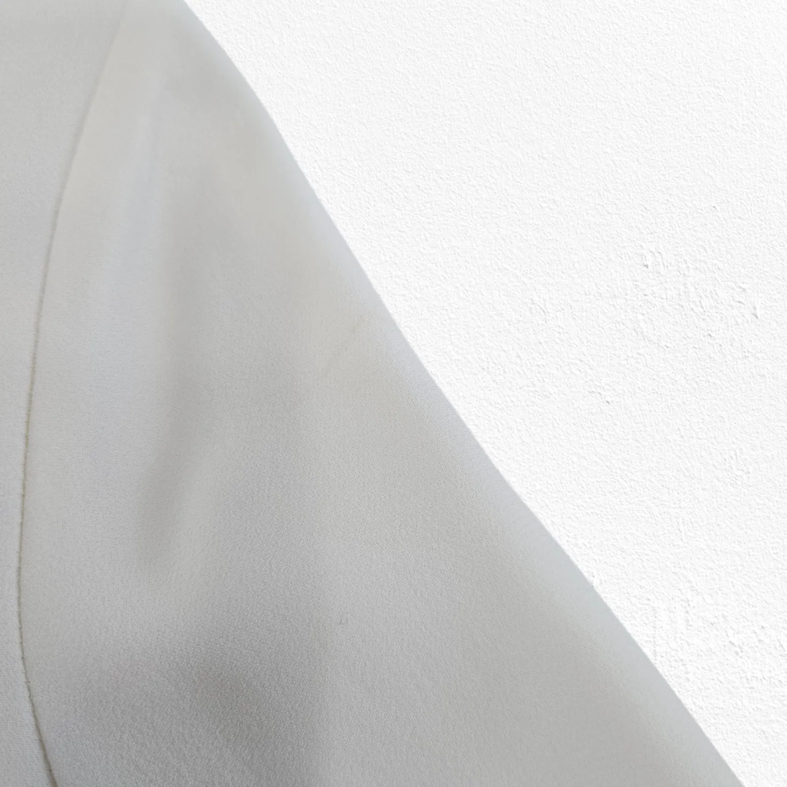 Y2K Ralph Lauren Purple Label Ivory V Neck Minimalist Designer Blouse Size 2 - Image 5