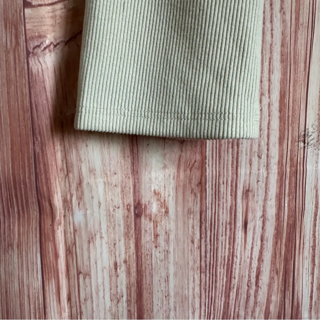 Tic Toc Mata Ribbed Beige Long sleeve Crop Top - Image 4