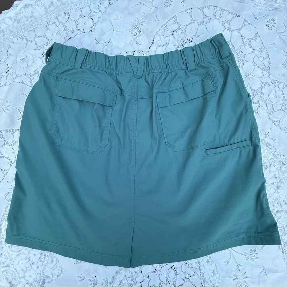 Duluth Trading Co. Teal Casual Skort. Front and‎ back Pockets size 16W Green - Image 8