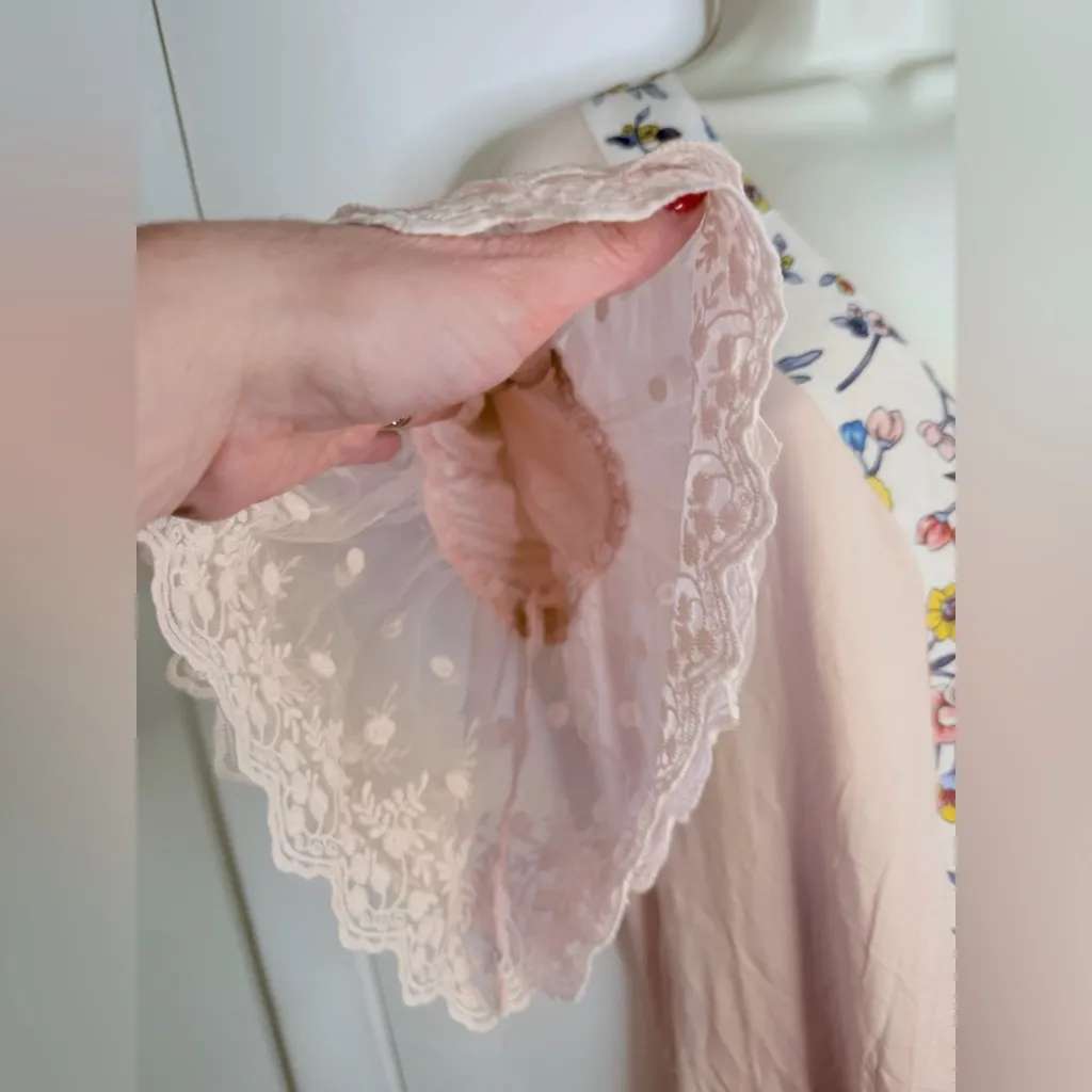 Pol Large Button Cardigan Floral Trim Lace Sleeves Size M NWOT - Image 5