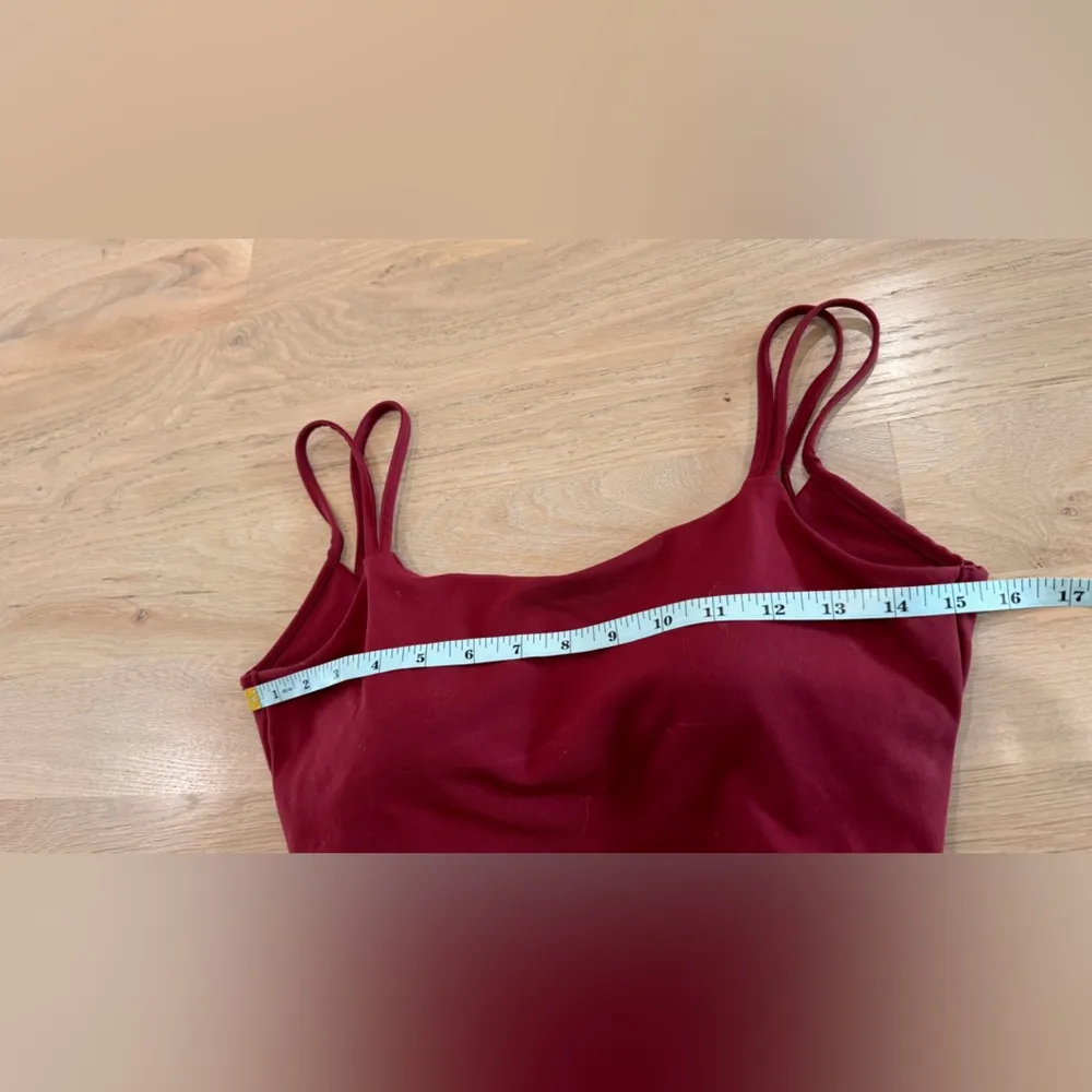 Halara double strap backless twisted cropped yoga tank deep wine measurements - Image 3