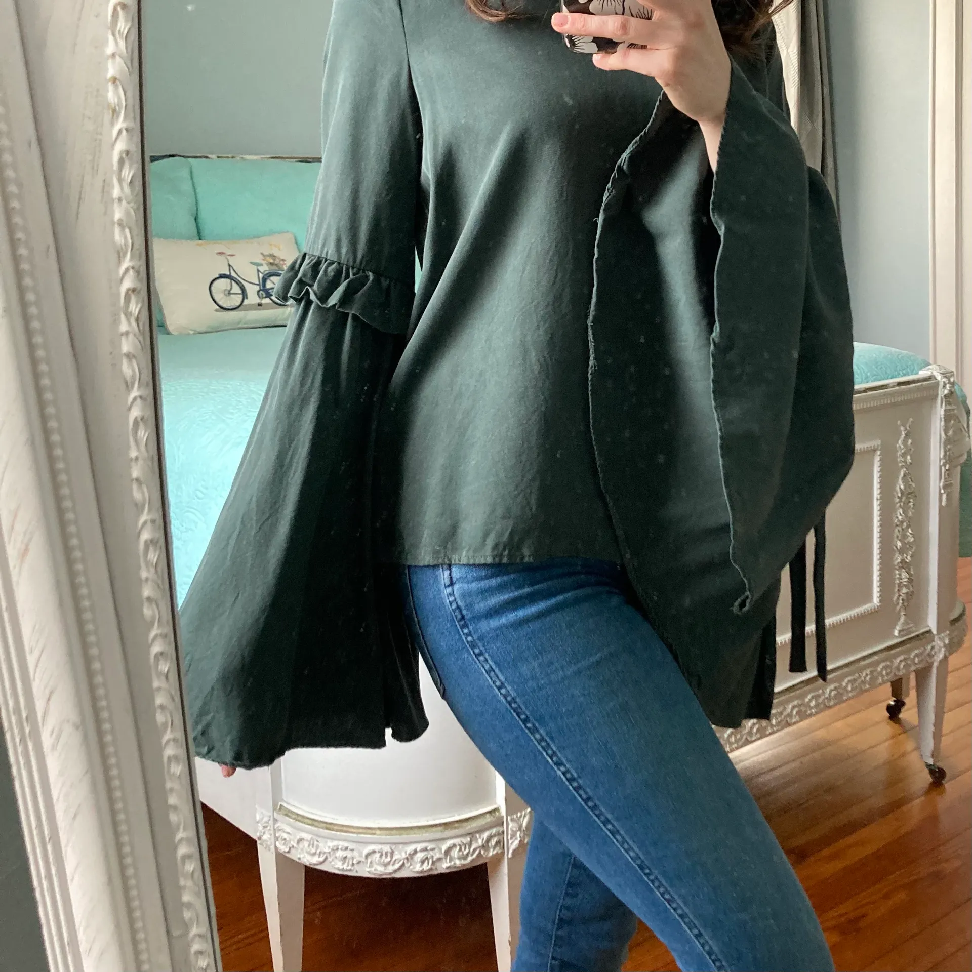 . Green Top with Bell Sleeves - Image 8