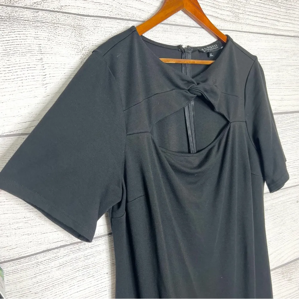 Eloquii Black Short Sleeve Twist Keyhole Cutout Dress
Women’s Size 18 - Image 3