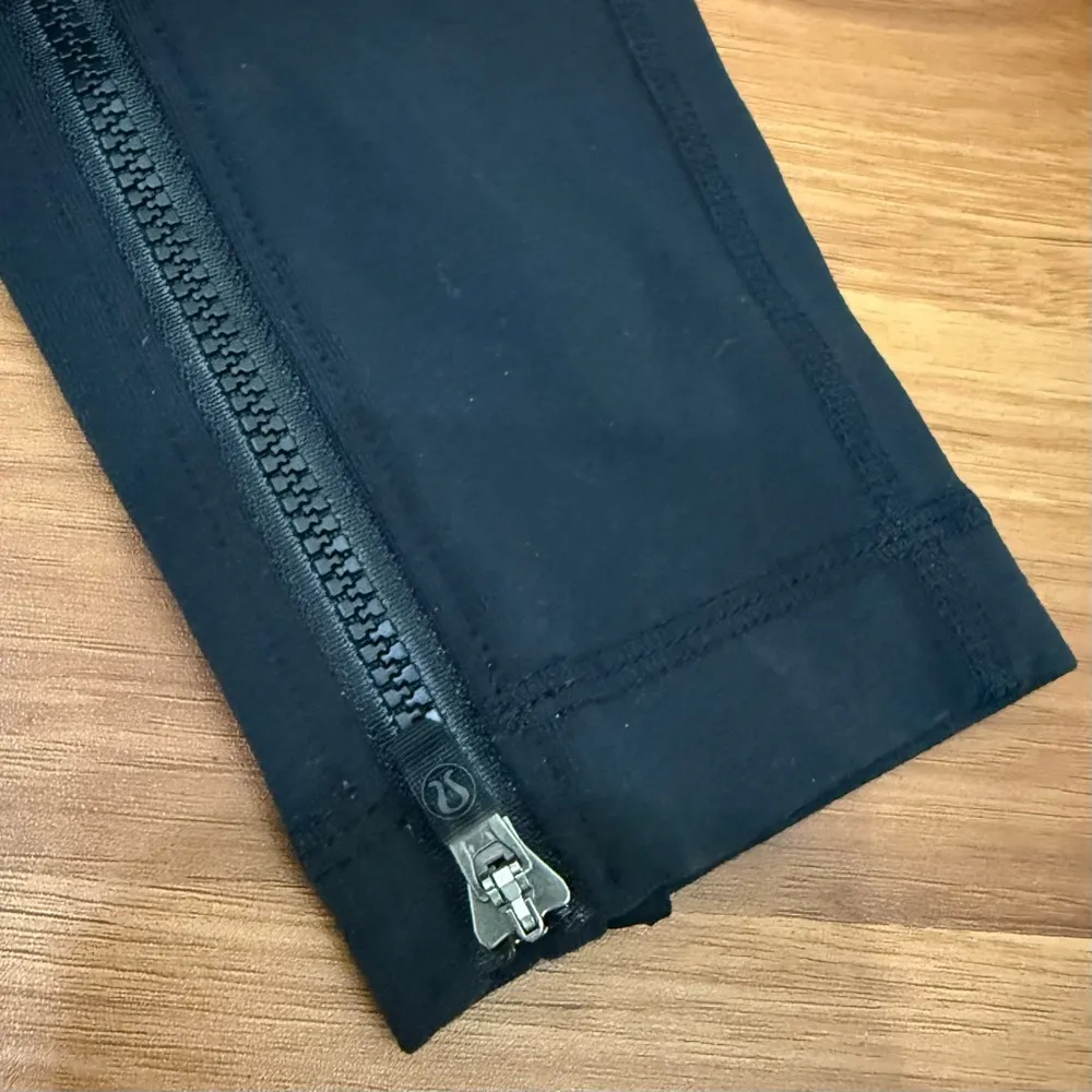 LULULEMON Athletica Black Dressage Pant Ruffled Ankle Zip Leggings Size 6 - Image 14