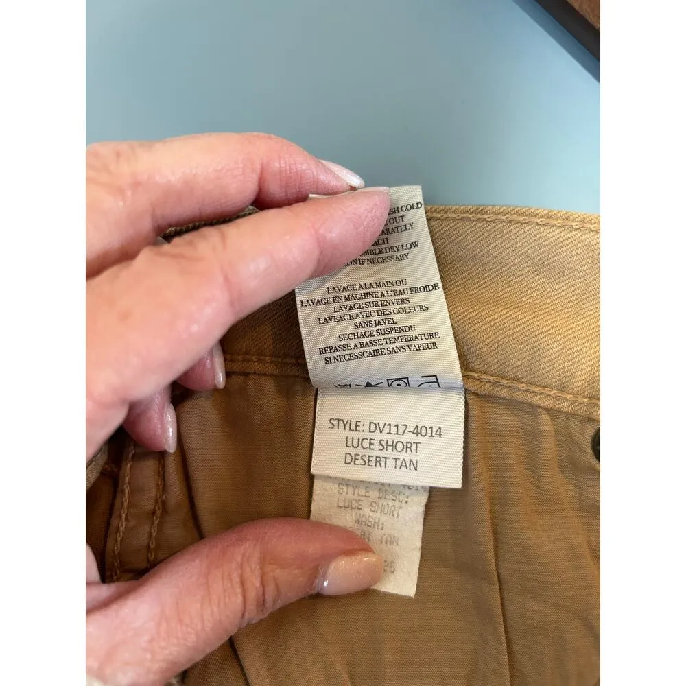 Vince womens short size 30 tan button closure rolled up - Image 8