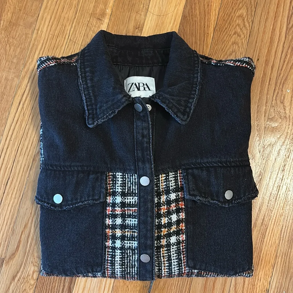 Zara Black and Plaid Jean Jacket - Image 12