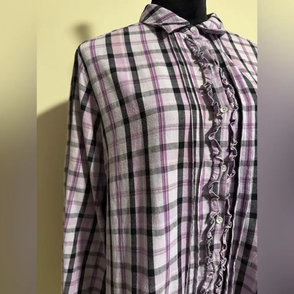 EUC Betsey Johnson Intimates Purple & Black Ruffle Button Down size large - Image 2