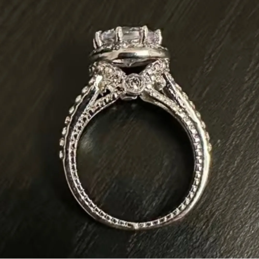 NIB - Solitaire Ring. - Image 6