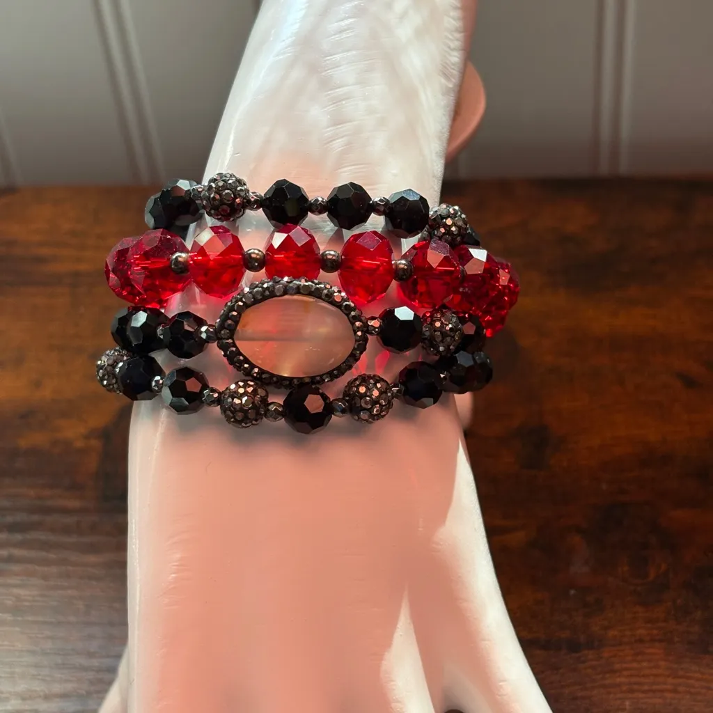 4 Pcs Red & Black Beaded Crystal Wrap Bracelet Faceted Vintage - Image 2