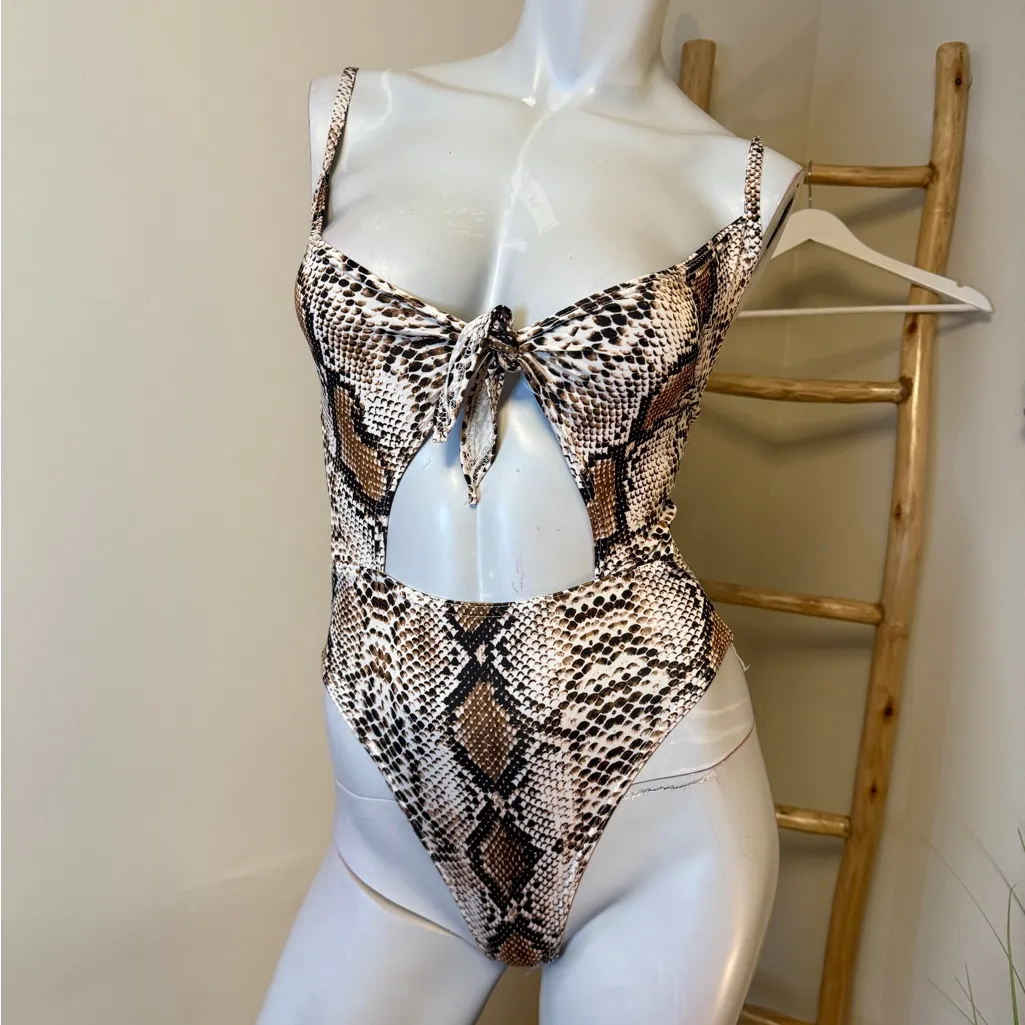 Nasty Gal Snake Your Own LuckTie Front Bodysuit Snake Skin Print Size 0 - Image 2