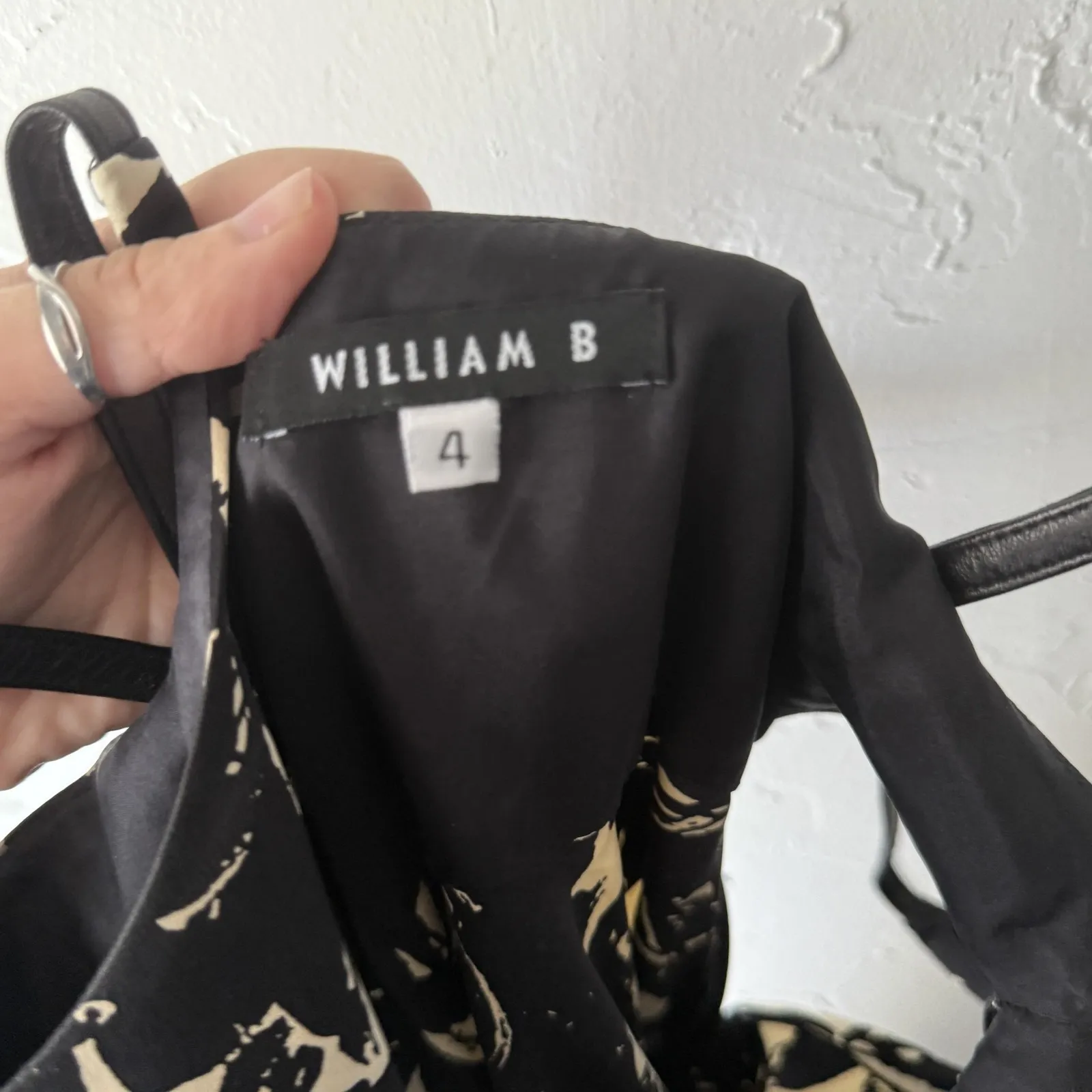 William B Dress Womens 4‎ Black White Floral Silk Sleeveless V Neck Made USA - Image 9