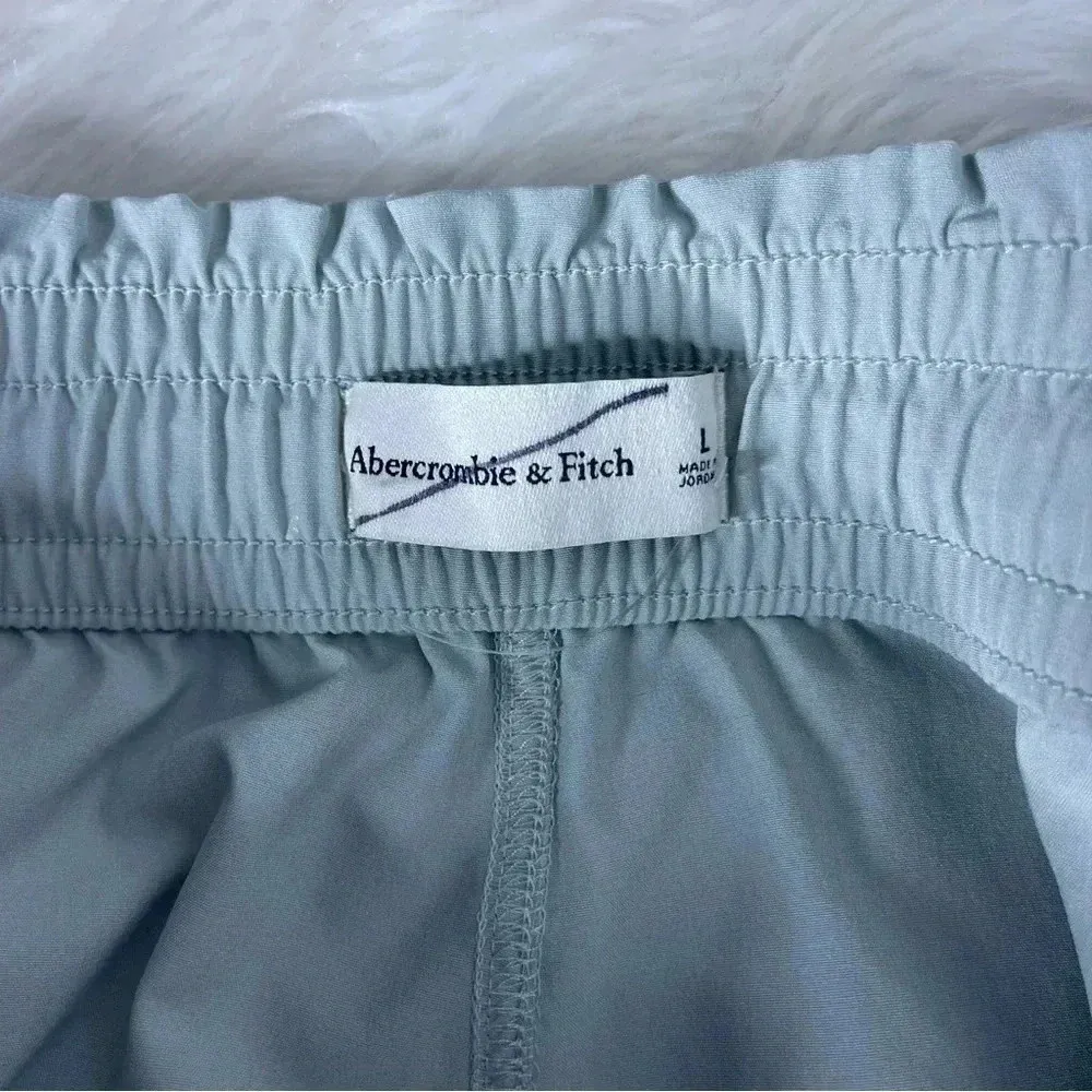 Abercrombie & Fitch Green Drapey Utility Jogger Size Large - Image 3