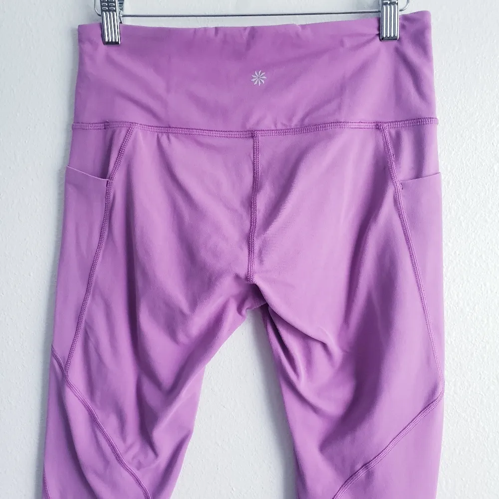 Athleta Yoga Waistband Capri Athletic Pants - Image 5