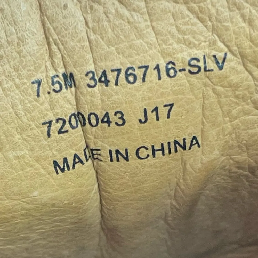 Frye Lena Slip On Mule Sneaker Size 7.5 Silver Metallic Zipper Leather Shoes - Image 4