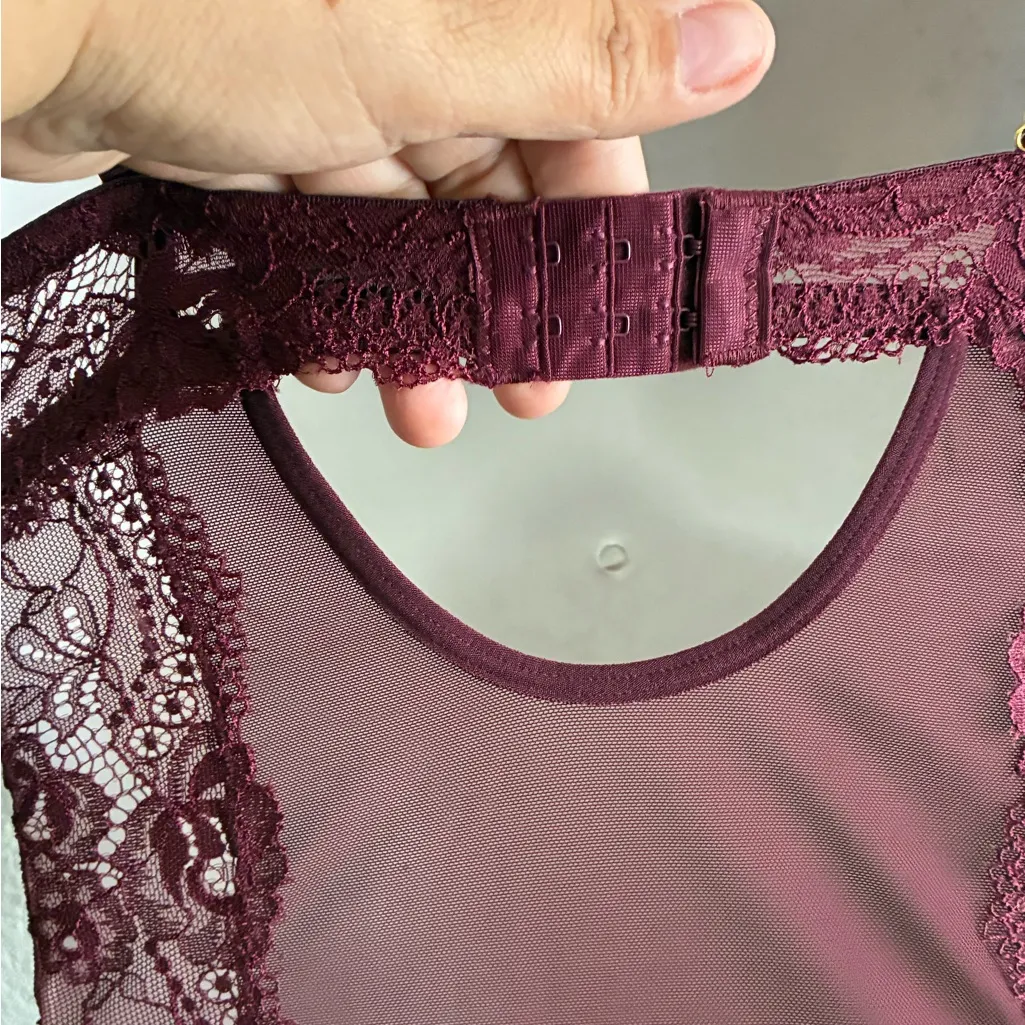 Rene Rofe Grand Finale Ruffle Burgundy Lace M/L Red Size undefined - Image 12