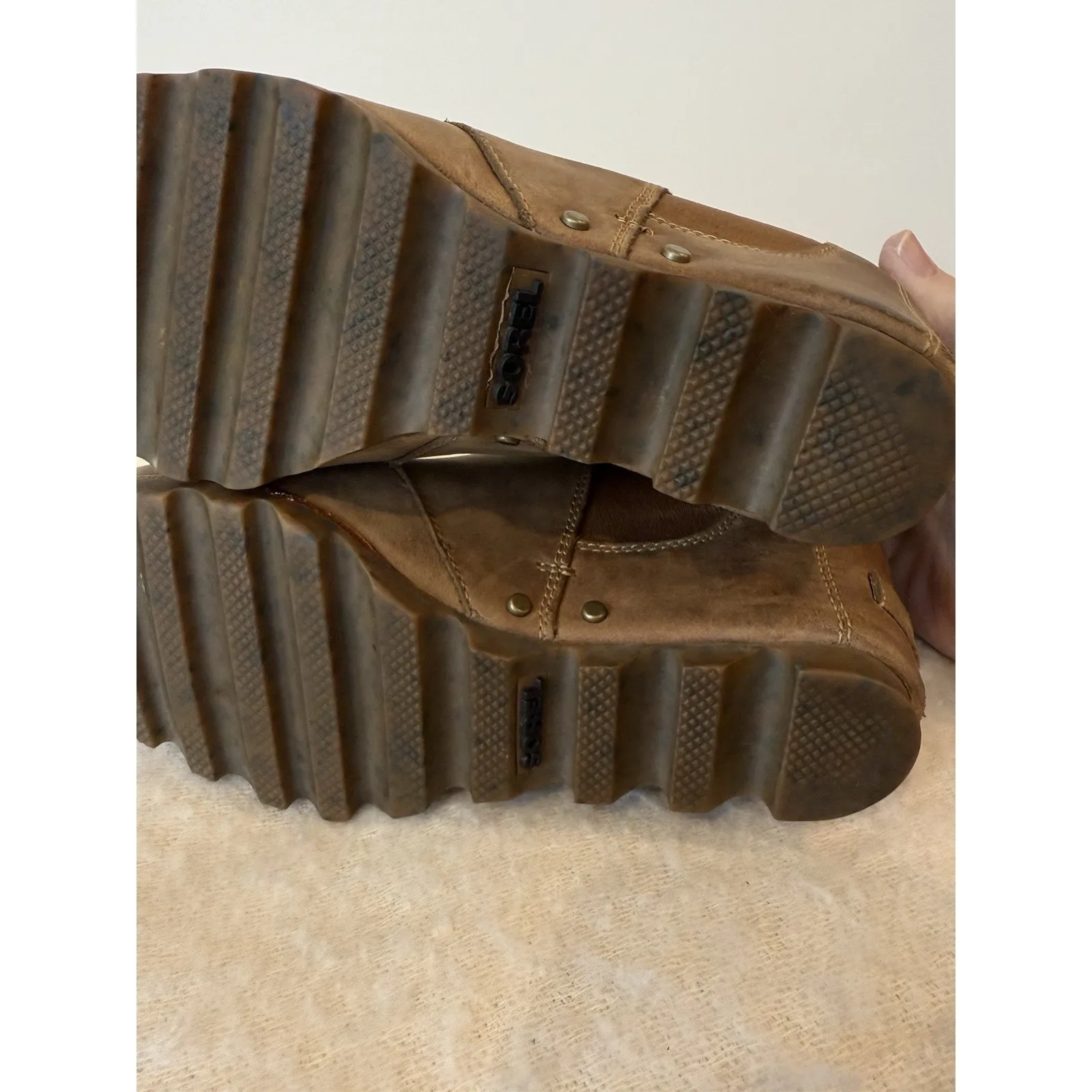 Sorel LEA WEDGE women 7 Waterproof ELK CURRY Ankle Boots Excellent Rain RARE! - Image 7