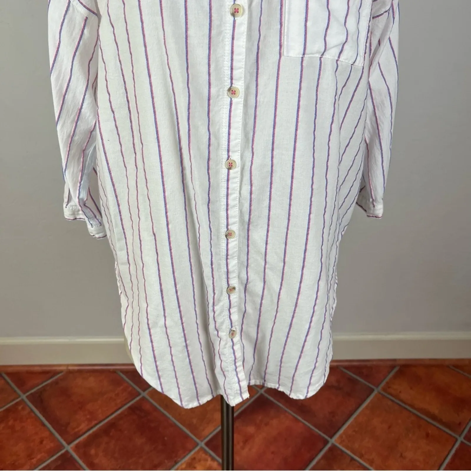 Anthropologie Pilcro Boyfriend Stripe Buttondown XS - Image 4