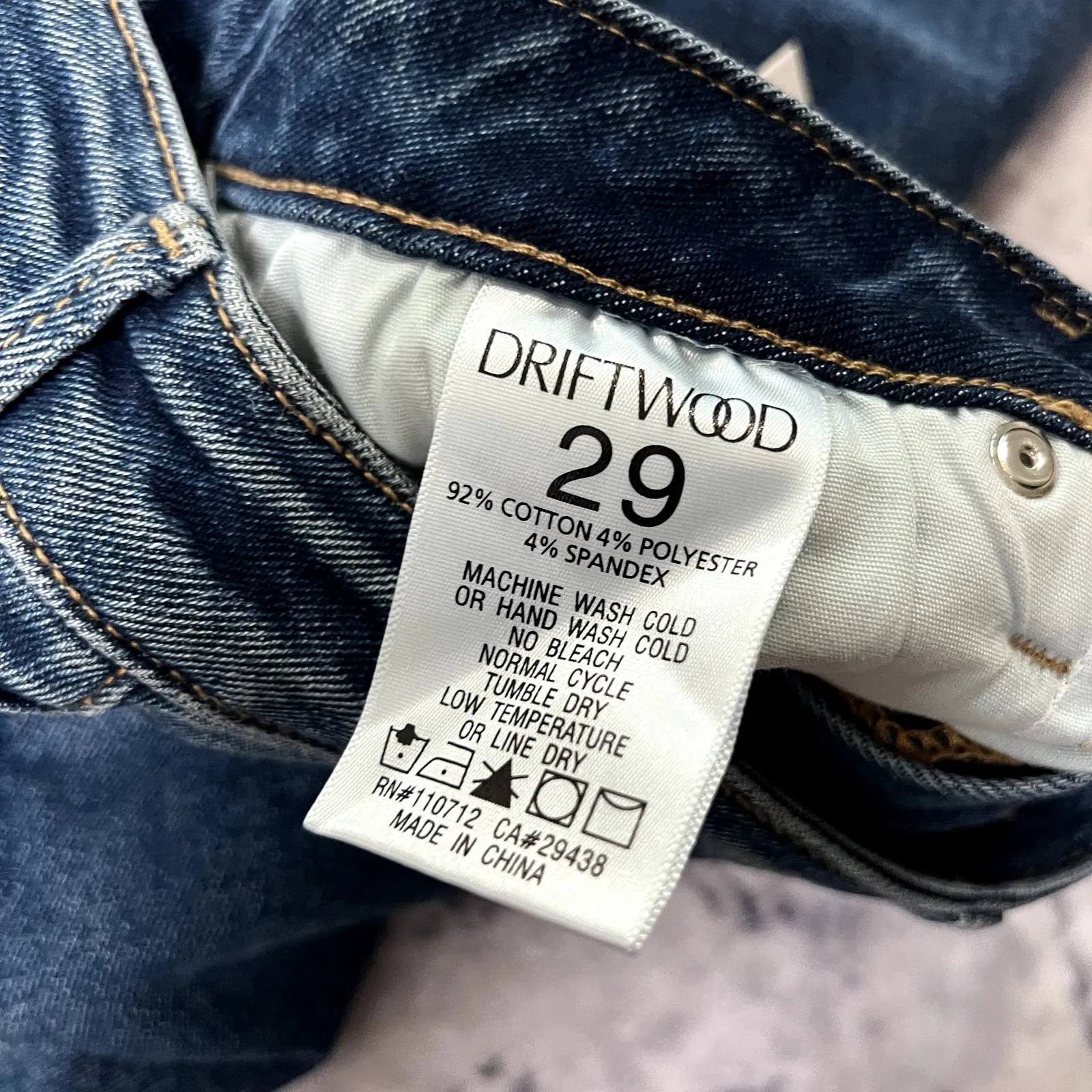 Driftwood Hi-Rise Straight Jean - Cropped- Sz 29 - Image 4