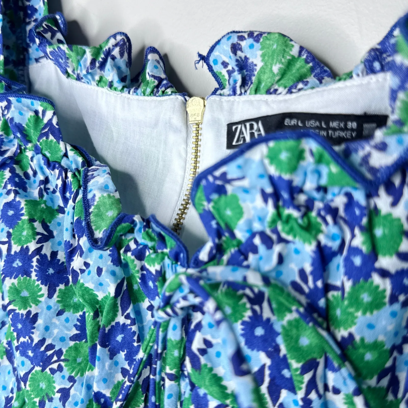 Zara Women's‎ Puff Sleeve Sweetheart Neckline Peplum Cropped Floral Top Large - Image 3