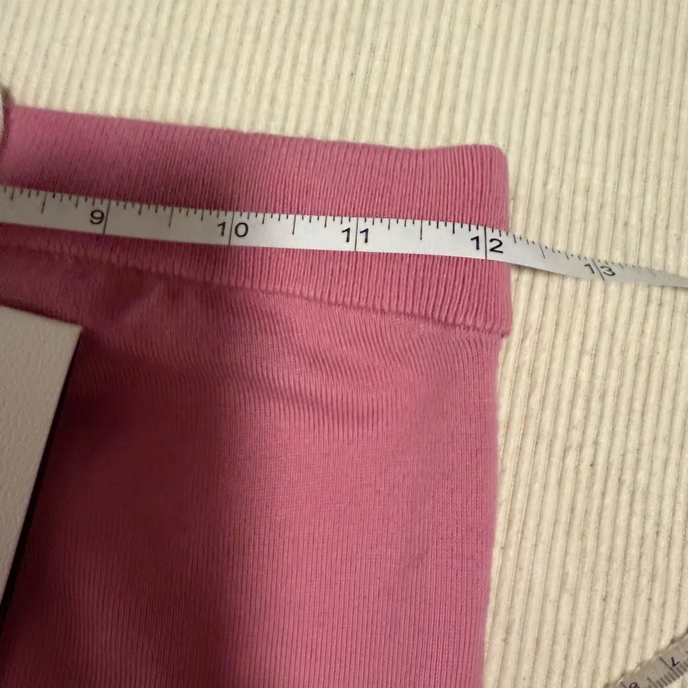 Merino Wool Pink Sleeveless Fitted Crop Top - Image 7