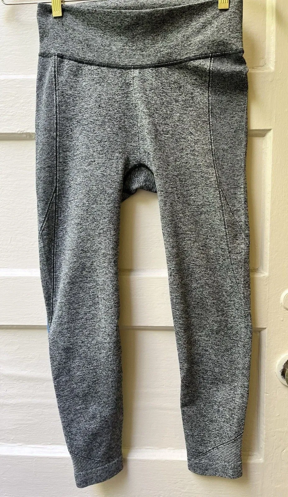 All in motion Leggings Flex High Rise Size Medium Long Slate Gray Yoga Running - Image 1