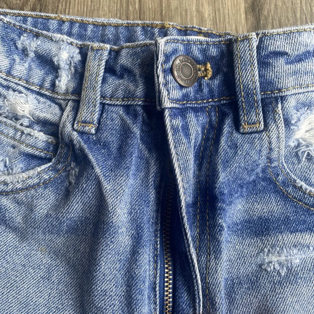 Zara Hi-Rise Cut Off Distressed Shorts Women's Size 4 Daisy Dukes Raw‎ Hem - Image 5
