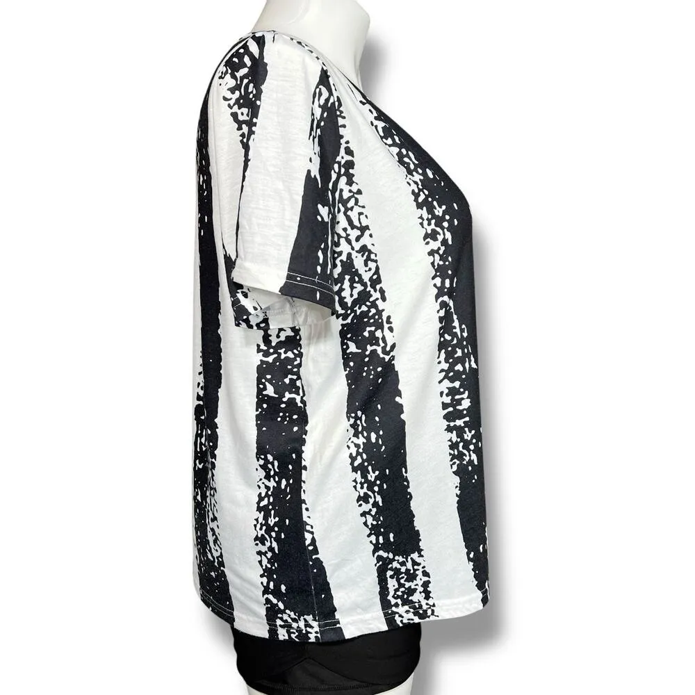 Boutique Womens T Shirt Top Striped V Neck Pullover Lightweight Black White XL - Image 2