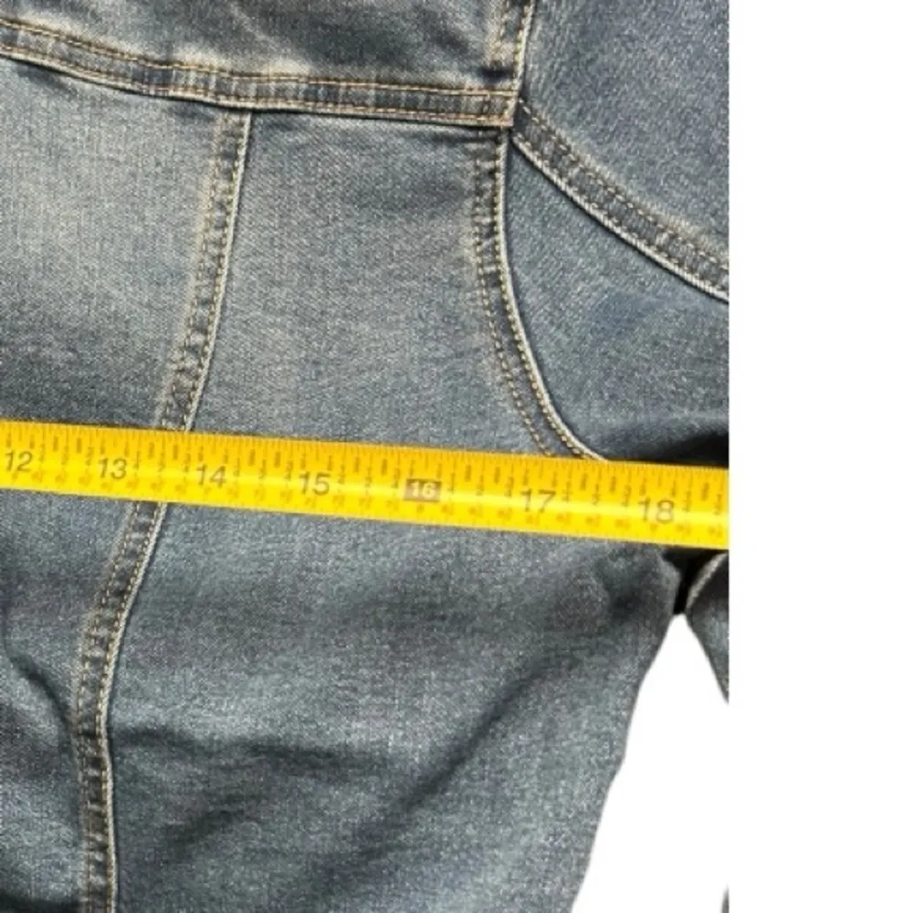 Max Jeans Jacket Womens Medium Blue Jean Denim Distressed Stretch Moto Hippie - Image 8