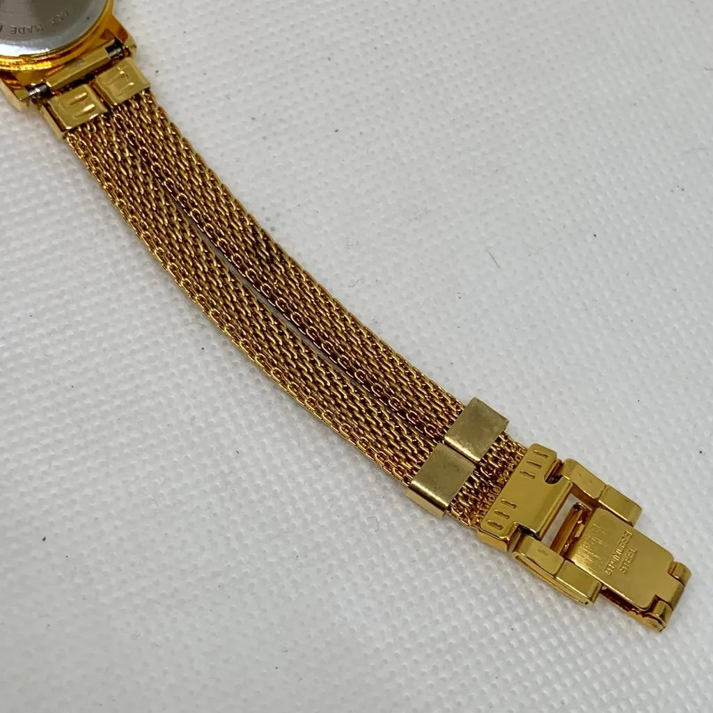 Vintage rumours gold tone women’s wrist watch 21mm quartz mesh band running - Image 7