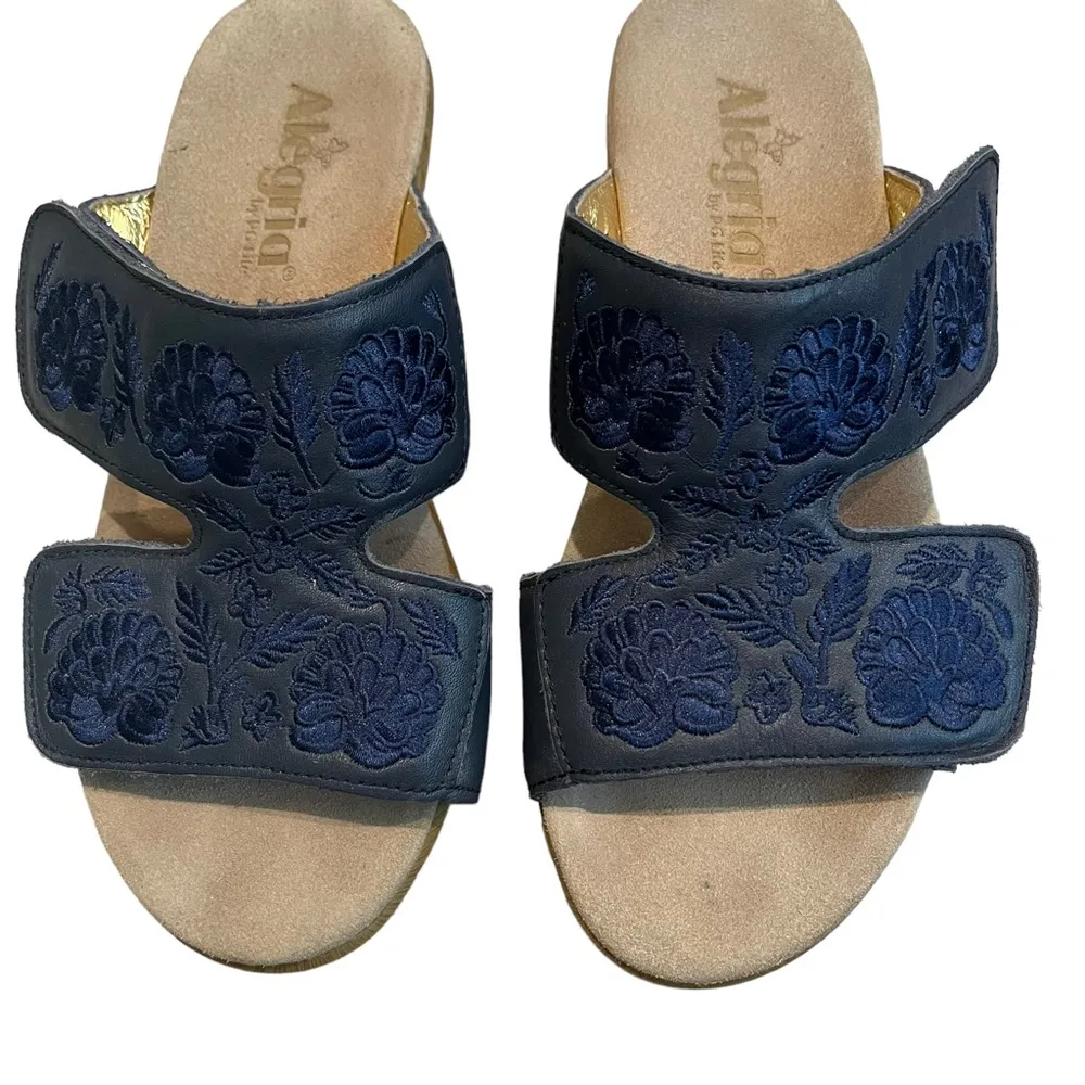 Alegria LIN-622N Blue Floral Embroidered Wedge Sandals, Sz 37 - Image 7