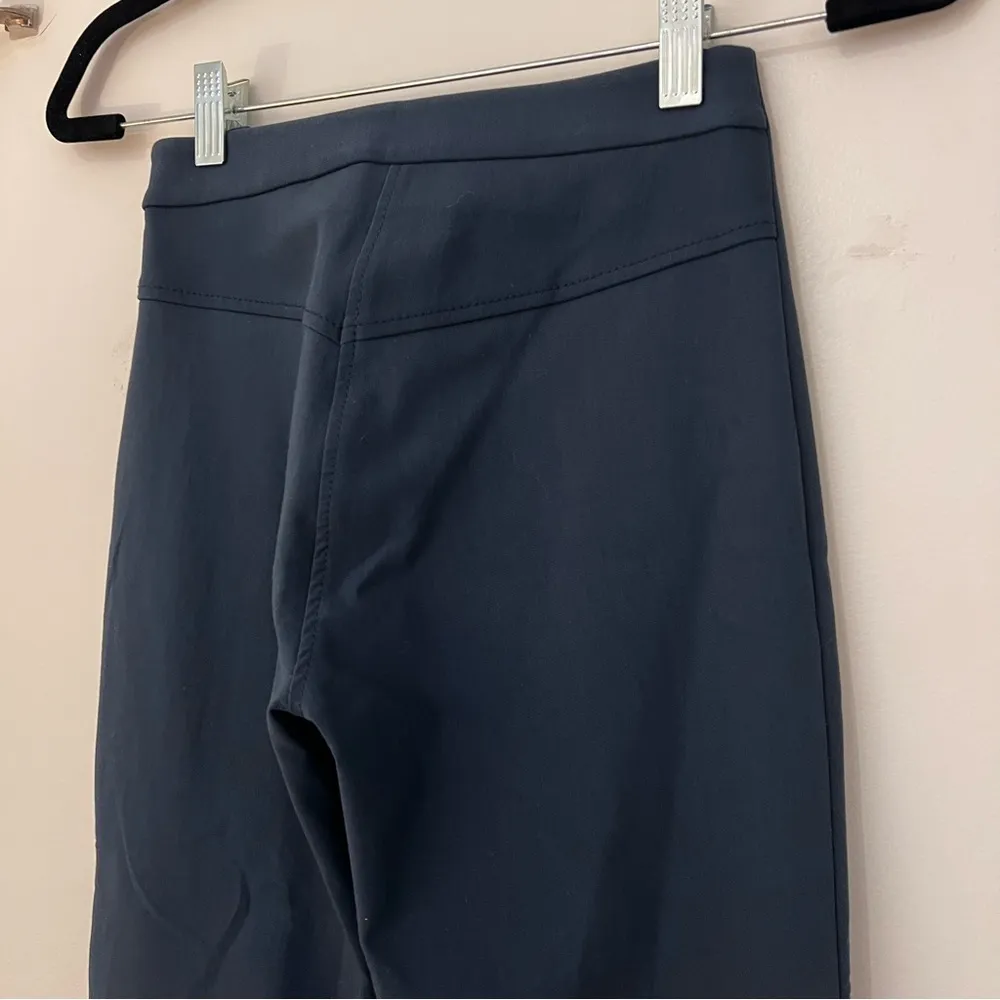 M.M. LaFleur The Foster Cigarette Pant PowerStretch Navy - Image 9