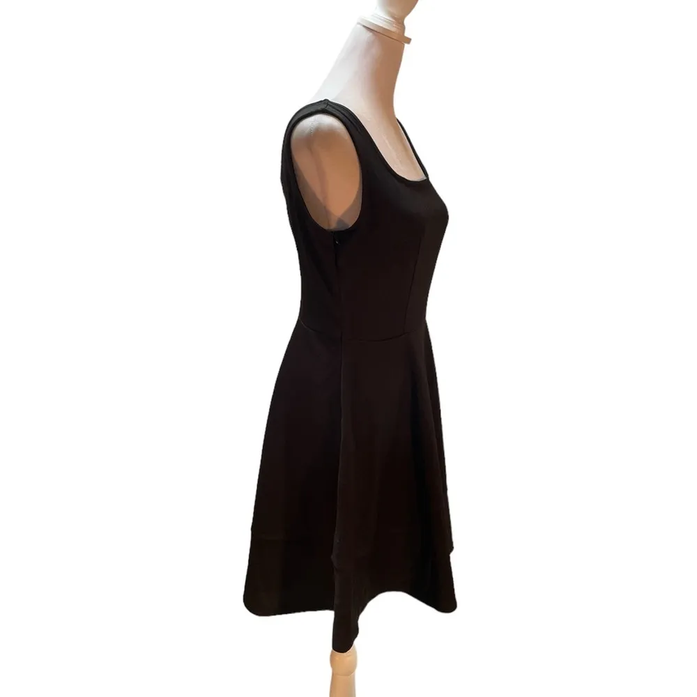NWT  Black Sleeveless Above the Knee Fit & Flare Zip Side Dress Size S - Image 3