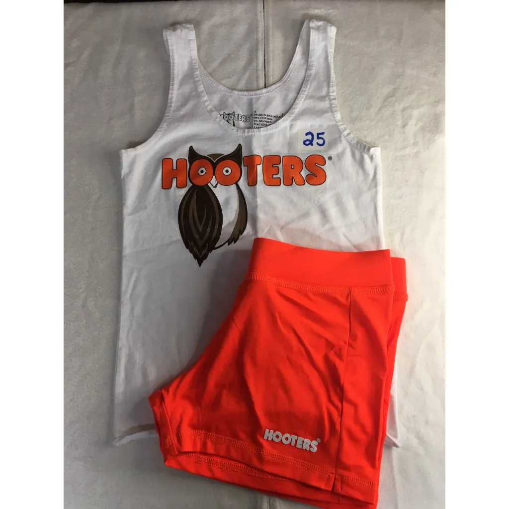 B33 #25 New Hooters Girl Super Sexy Uniform Tank & New Shorts Size Small/U - Image 4