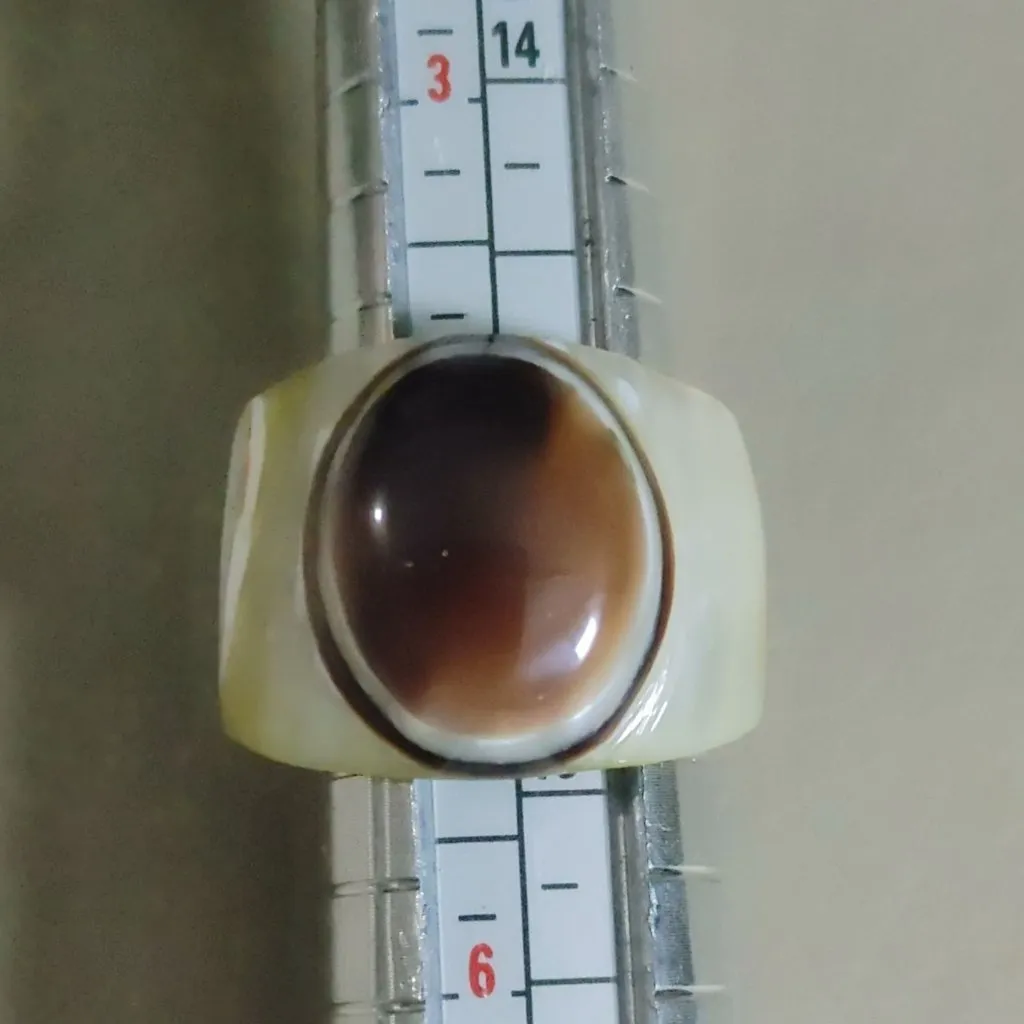 Artisan Handcarved Natural Shell Ring Size 5 Mother Of Pearl Vintage Brown Ring - Image 5