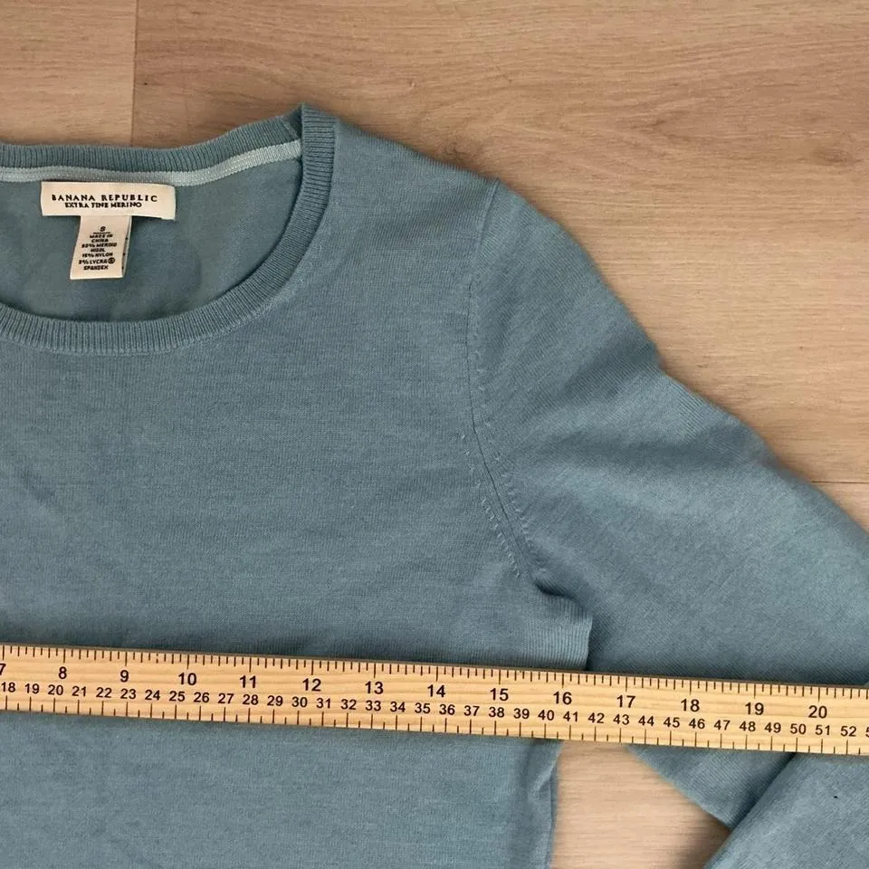 Banana Republic Extra Fine Merino‎ Wool Blend Crewneck Sweater Preppy - Image 4
