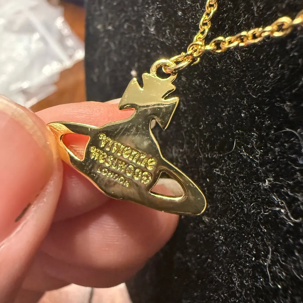 NEW Vivienne Westwood Mini Bas Relief Orb Pendant necklace Gold Tone and Black - Image 3