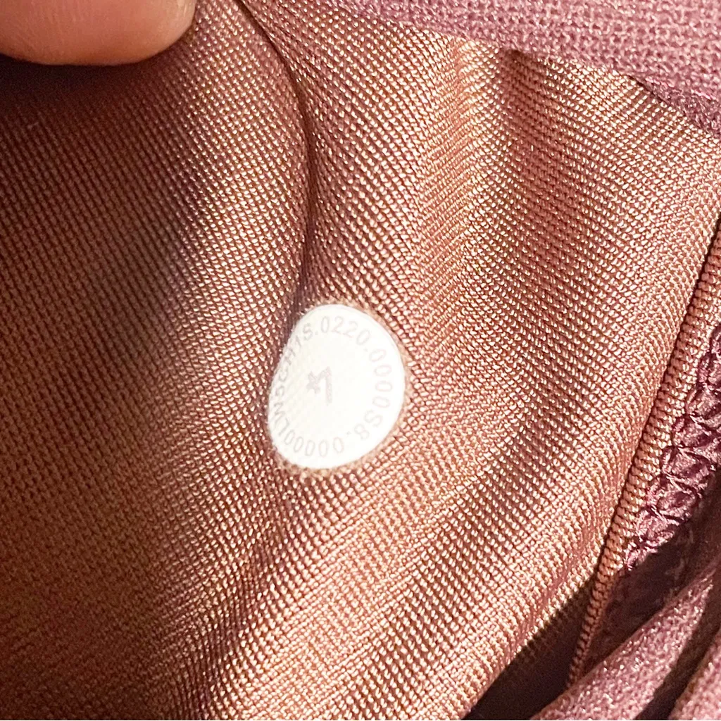 Lululemon Size 4 Burgundy Mapped Out High Rise Tight 28"‎ Camouflage Legging - Image 6