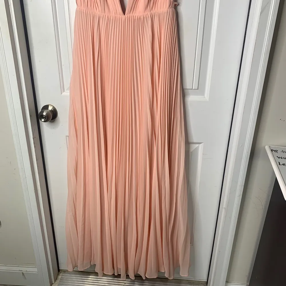 Free People x Fame Partners pale pink pleated Allegra engagement wedding guest 8 - Image 4