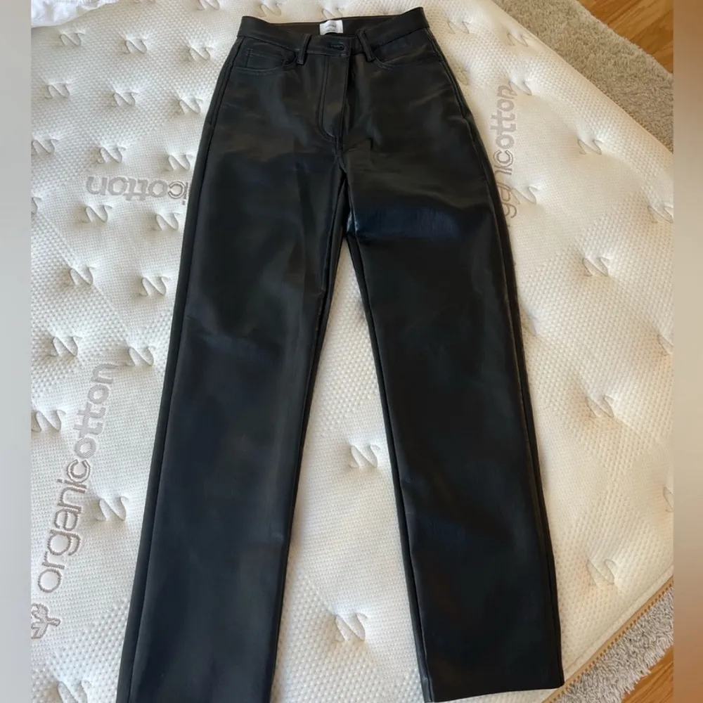 Aritzia Wilfred Melina Vegan Leather Pants SZ 2 - Image 8