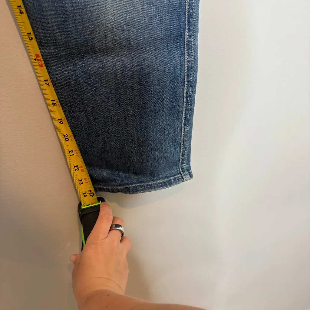 MOTHER NWT High Waisted Rascal Crop Graffiti Girl Size 30 Medium Wash Straight Blue - Image 9