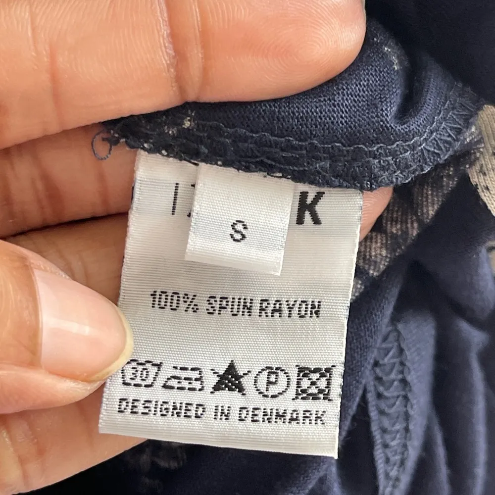 IZAAK | Navy Blue Floral Print Draped Long Sleeve Maxi Dress Sz S - Image 9