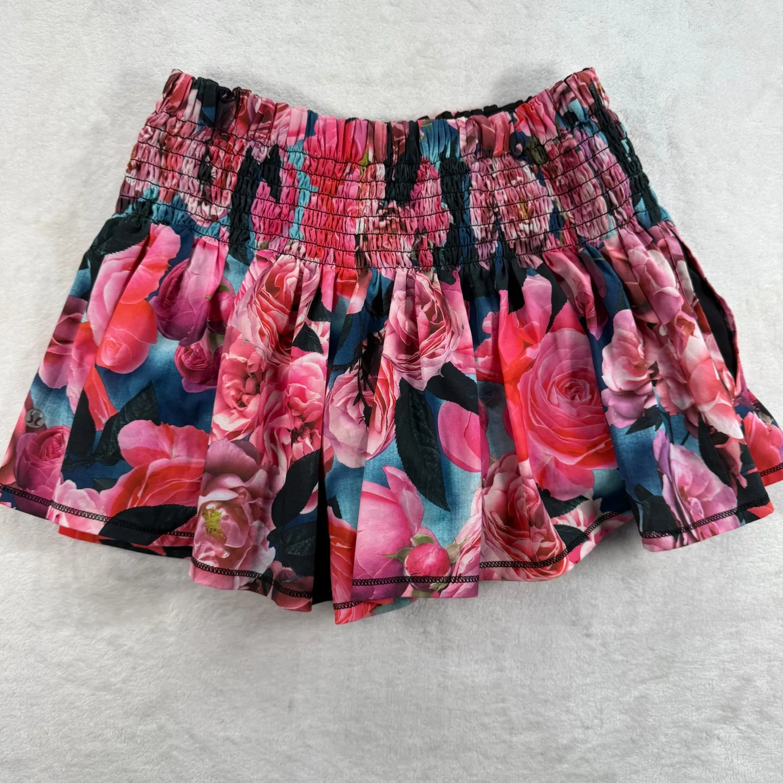 Lululemon Hot Hitter Skort‎ Secret Garden Hot Pink Roses Floral Smocked Waist 2 - Image 8