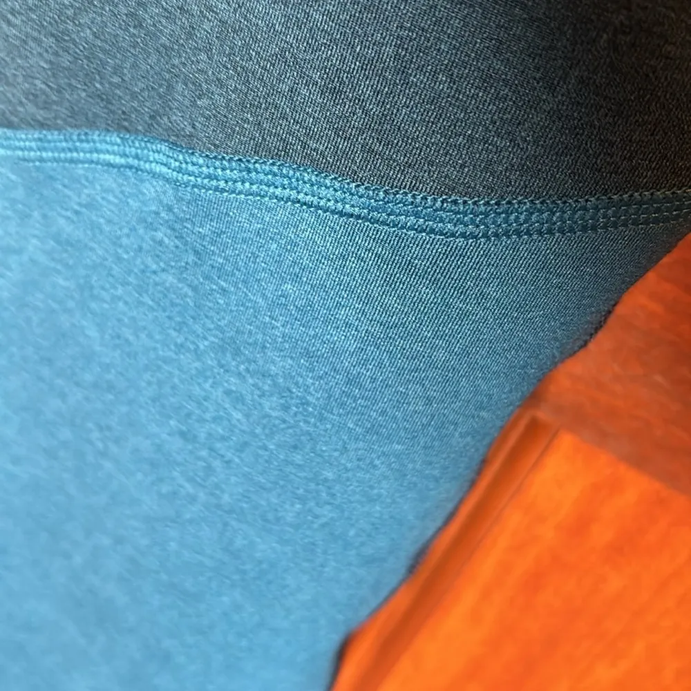 Old Navy active go dry stretchy activewear leggings size XL - Image 4