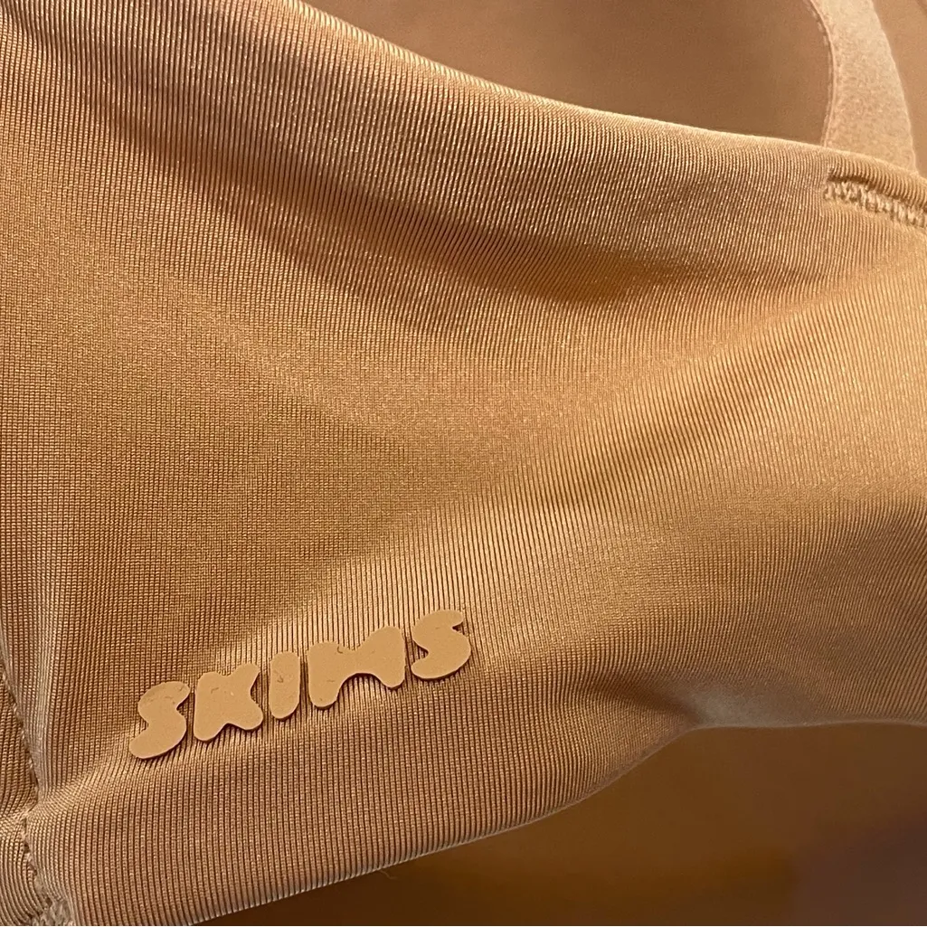 SKIMS NWT Women’s Wireless‎ Form Lightly Lined Bra in Clay Size 34 D - Image 5