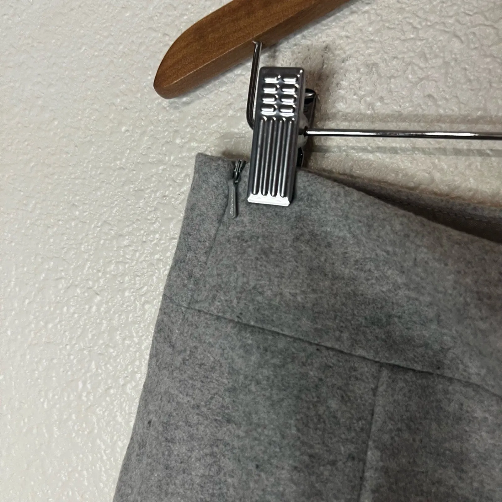 WEEKEND MaxMara Womens 6 Grey Embroidered Virgin Wool Tiered Floral Skirt - Image 5