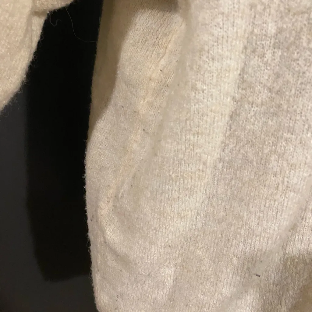 H&m Wool Blend Cream White V Neck Sweater - Image 3