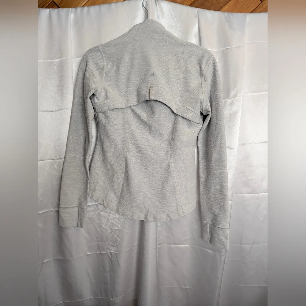 Lululemon Athletica Heather Gray Define Jacket Size 8 - Image 6