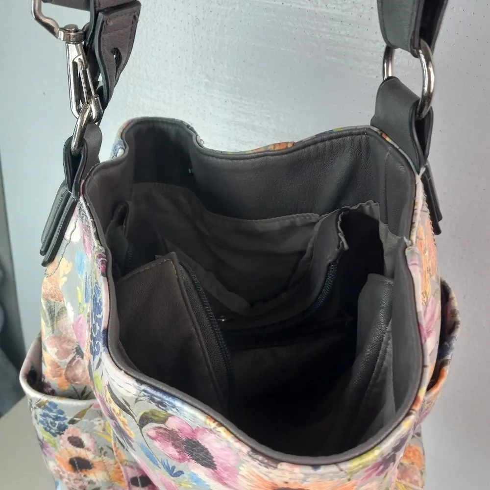 Rosetti M/L Springtime Floral Gray Women's Shoulder Bucket Bag - Image 5
