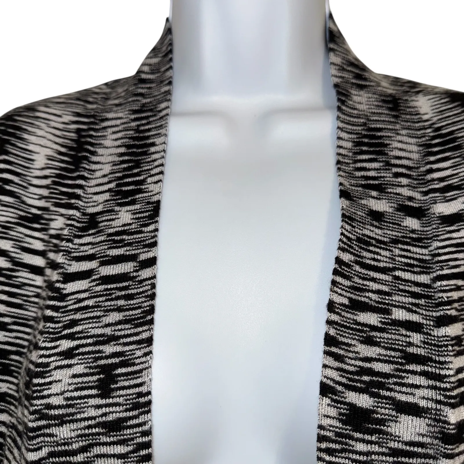 WHITE HOUSE BLACK MARKET Black White Marled Knit Open Front Peplum Cardigan XS - Image 3
